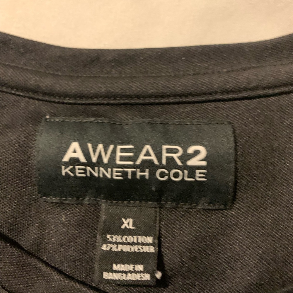 Kenneth Cole Black Short Sleeve Tee.men’s 
Size XL - Picture 4 of 7